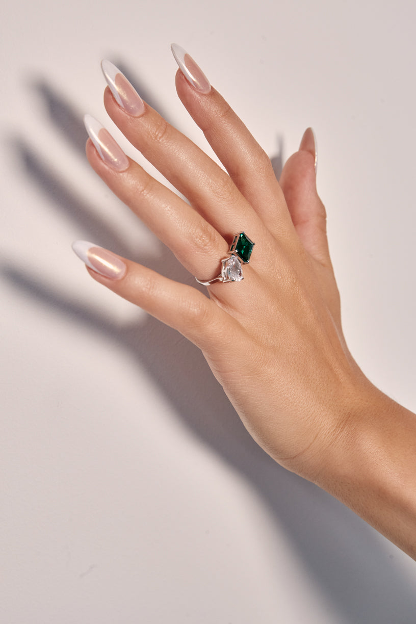 Megan Emerald Toi Et Moi Adjustable Ring